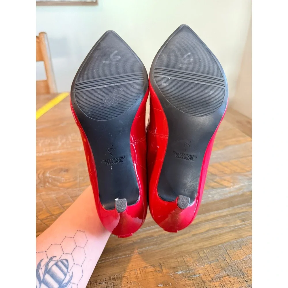 Simply Vera Vera Wang Red Patent Pointed Toe Pumps Stiletto Heels Womens 6 Party